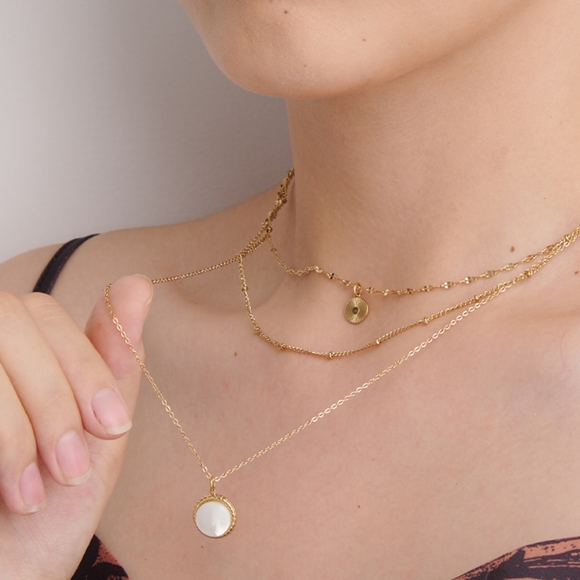 Gorgeous Lady Multilayered Necklace - Picture 8 of 8